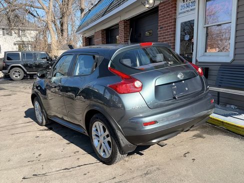 Used 2011 Nissan Juke S AWD/4WD image 3
