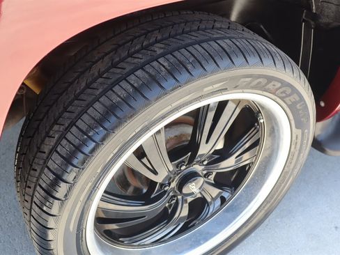 Used 2002 Chevrolet Tahoe LS w/ Traction Pkg RWD image 11