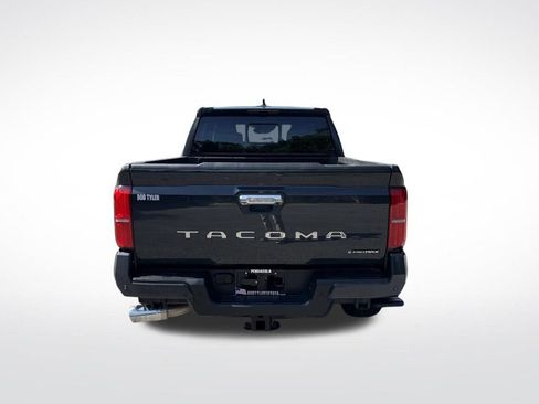 Used 2025 Toyota Tacoma Limited AWD/4WD image 6