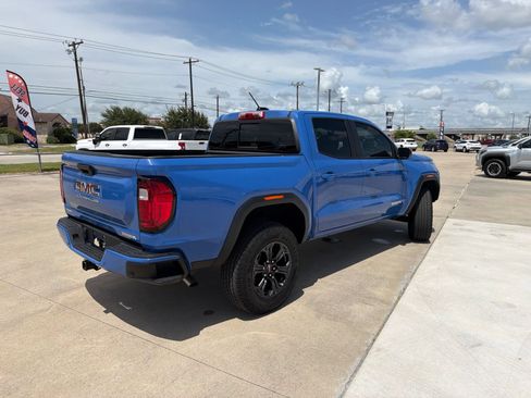 Used 2025 GMC Canyon Elevation RWD image 7