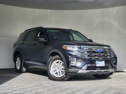 Used 2025 Ford Explorer Active