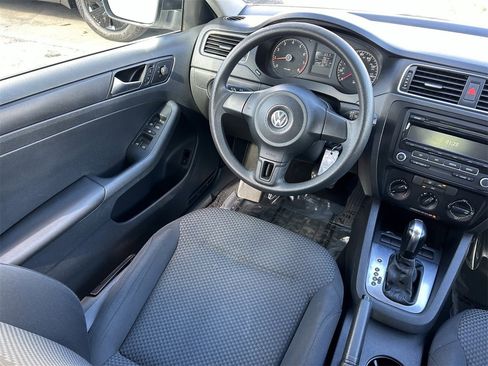 Used 2013 Volkswagen Jetta S image 15