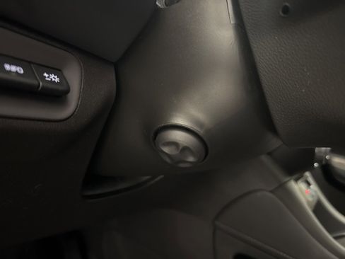 Used 2023 GMC Acadia Denali w/ Denali Ultimate Package image 38