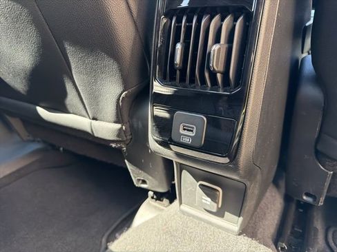 Used 2024 Jeep Compass Limited w/ Sun and Sound Group image 20