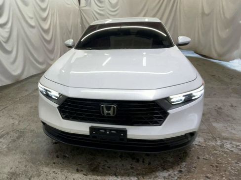 Used 2025 Honda Accord LX image 3