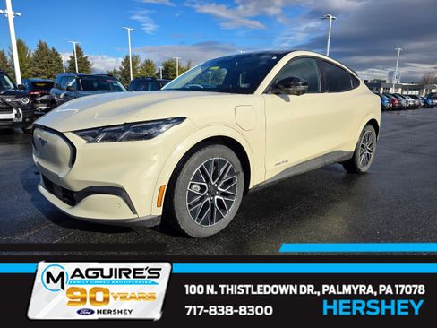 Used 2025 Ford Mustang Mach-E Premium image 1