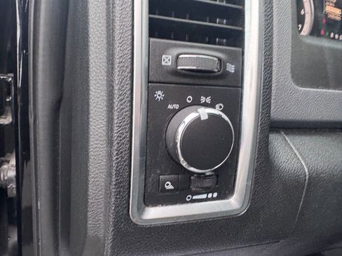 Used 2015 RAM 2500 SLT image 12