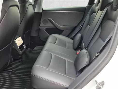 Used 2025 Tesla Model 3 Long Range RWD image 22