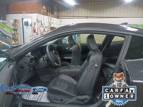 Used 2024 Ford Mustang Premium image 7
