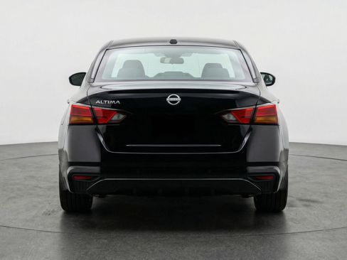 Used 2025 Nissan Altima 2.5 SV image 7