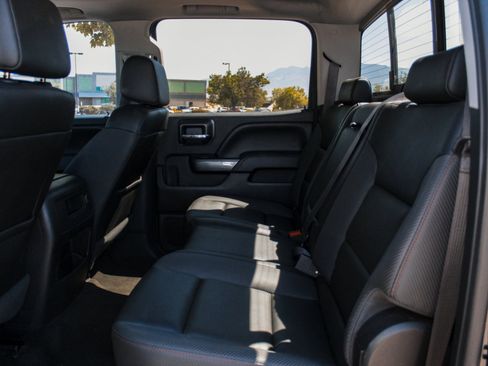 Used 2016 GMC Sierra 1500 SLT w/ All-Terrain Package AWD/4WD image 24
