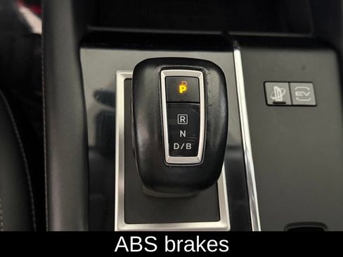 Used 2023 Mitsubishi Outlander SE AWD/4WD image 8