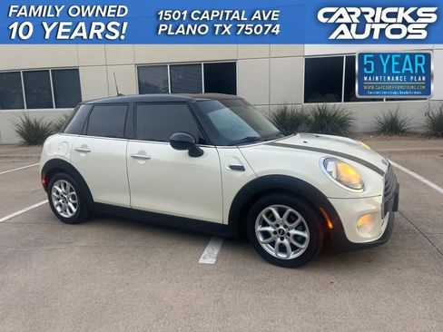 Used 2019 MINI Cooper 4-Door Hardtop image 1
