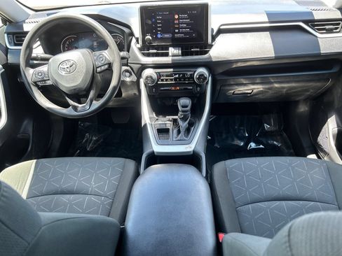 Used 2025 Toyota RAV4 XLE FWD image 16