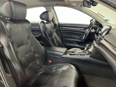 Used 2018 Honda Accord EX-L image 10