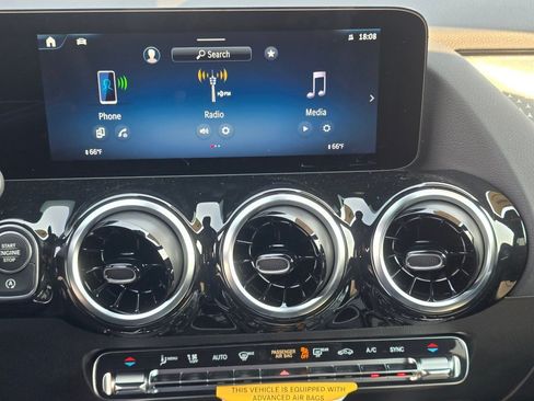 New 2026 Mercedes-Benz GLA 250 4MATIC image 15