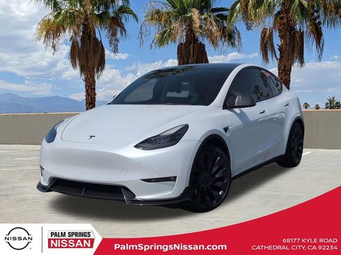 Used 2022 Tesla Model Y Performance image 1