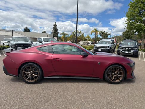 Used 2025 Ford Mustang Dark Horse RWD image 4
