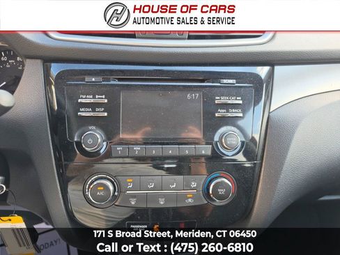 Used 2016 Nissan Rogue S AWD/4WD image 28