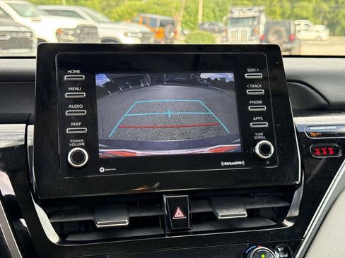 Used 2024 Toyota Camry SE FWD image 23