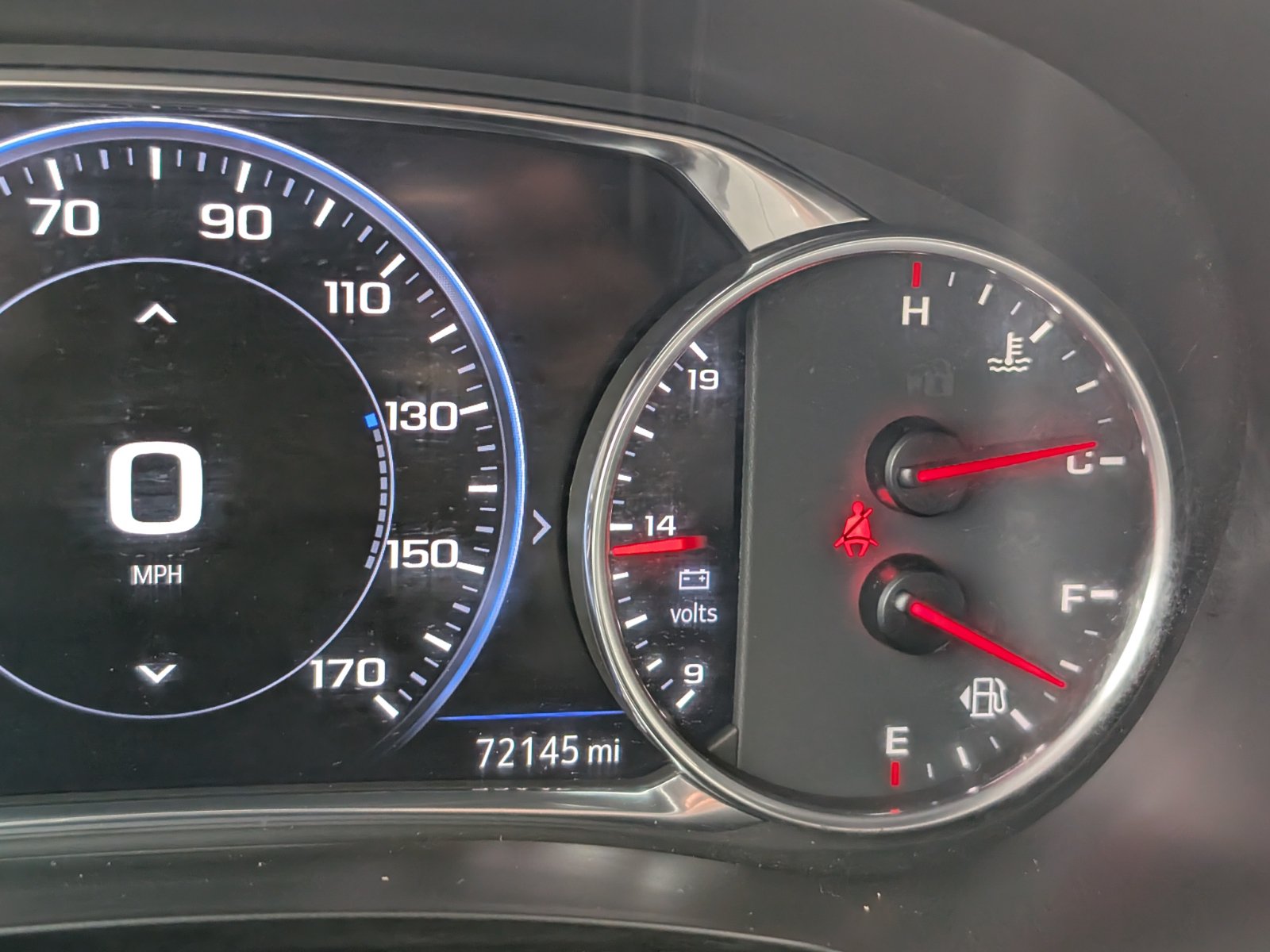 Used 2023 Chevrolet Traverse Premier FWD image 9