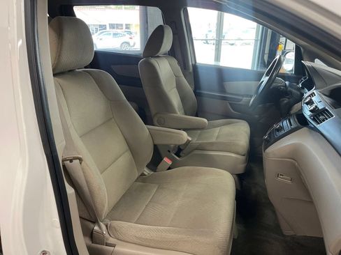 Used 2014 Honda Odyssey LX image 46