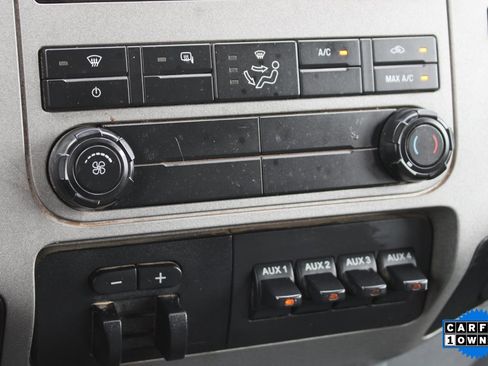 Used 2016 Ford F550 4x4 Crew Cab Super Duty image 28