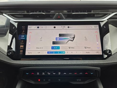 New 2026 Jeep Cherokee Laredo image 20