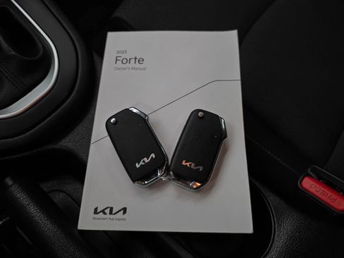 Used 2023 Kia Forte LXS FWD image 35