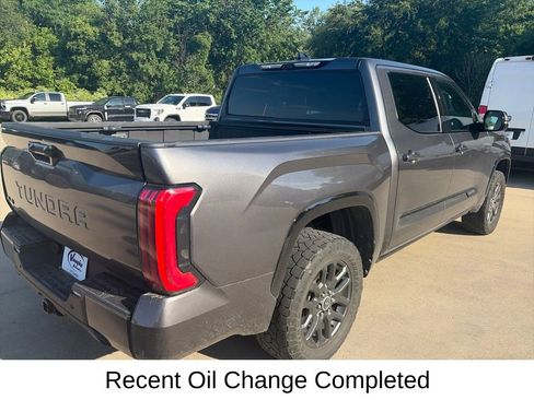 Used 2023 Toyota Tundra Platinum AWD/4WD image 8