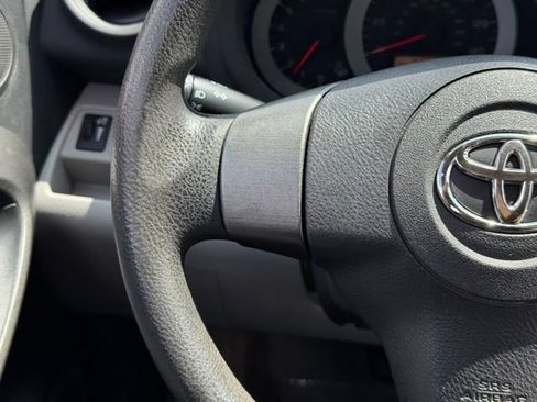 Used 2011 Toyota RAV4 4WD w/ Base L4 Extra Value Pkg image 21