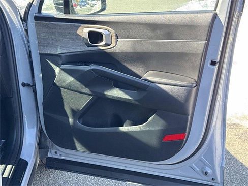 Used 2023 Kia Sorento X-Line EX image 8