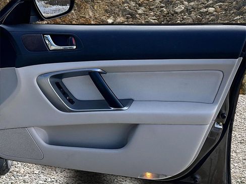 Used 2008 Subaru Outback 2.5i image 21