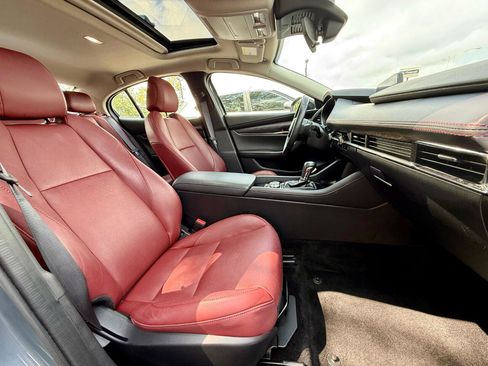 Used 2024 MAZDA MAZDA3 s image 33