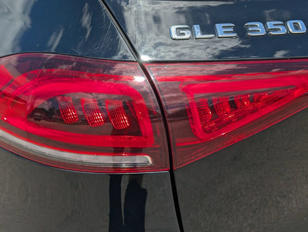 Used 2020 Mercedes-Benz GLE 350 4MATIC w/ Parking Assist Package image 14