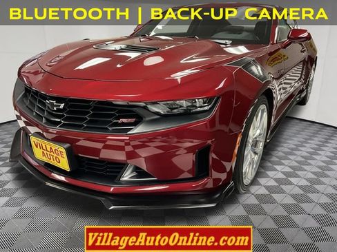 Used 2021 Chevrolet Camaro LT w/ Wild Cherry Design Package 1 RWD image 8