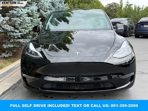 Used 2023 Tesla Model Y Performance AWD/4WD image 2
