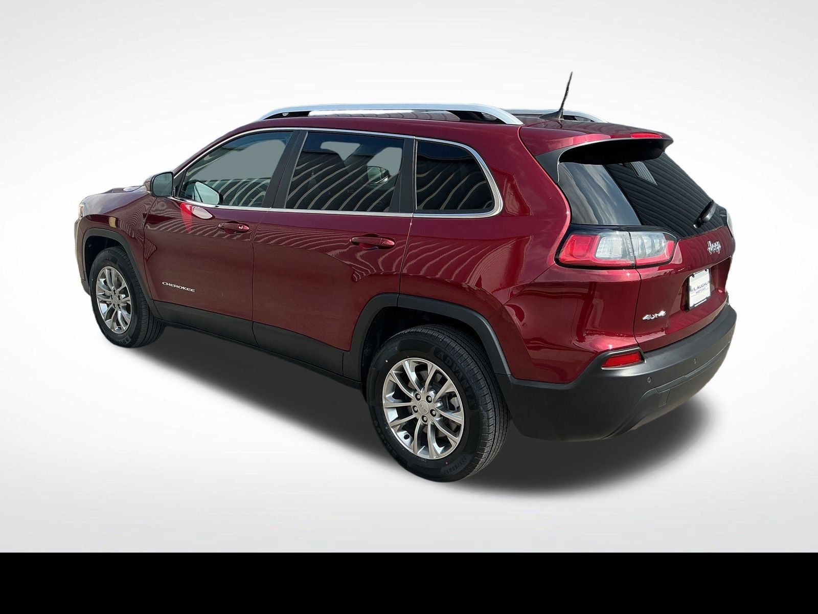 Used 2021 Jeep Cherokee Latitude Plus AWD/4WD image 3
