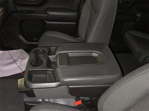 Used 2024 Chevrolet Silverado 1500 Custom Trail Boss w/ LPO, Dark Essentials Package image 20