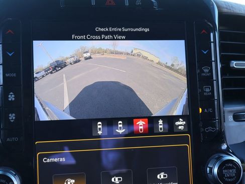 Used 2022 RAM 2500 Limited image 30