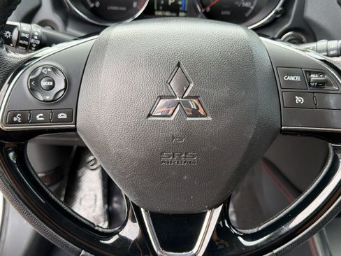 Used 2022 Mitsubishi Outlander Sport SE FWD image 11