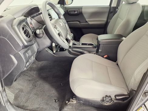 Used 2021 Toyota Tacoma SR w/ SR Convenience Package image 10