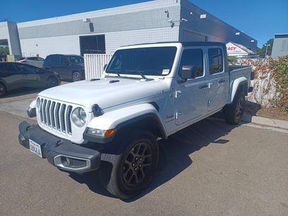 Used 2023 Jeep Gladiator Overland