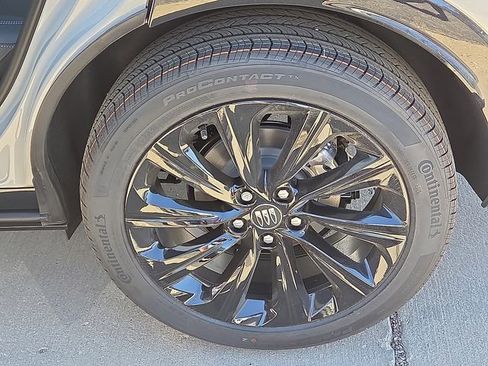 New 2026 Buick Envista Sport Touring w/ Studio Series FWD image 7