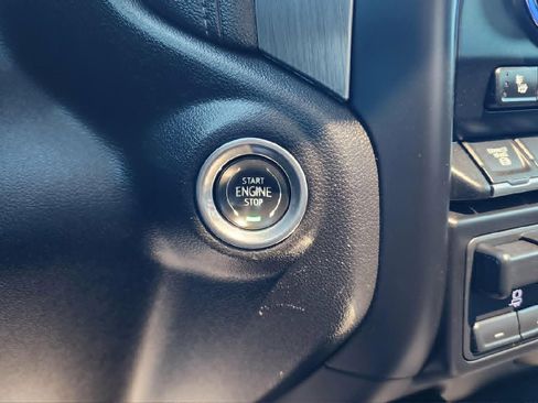 Used 2023 GMC Sierra 2500 Denali AWD/4WD image 34