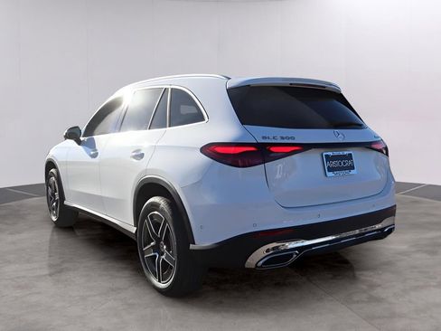 New 2026 Mercedes-Benz GLC 300 4MATIC image 5