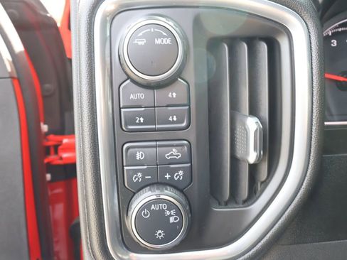 Used 2020 Chevrolet Silverado 1500 LT Trail Boss image 13