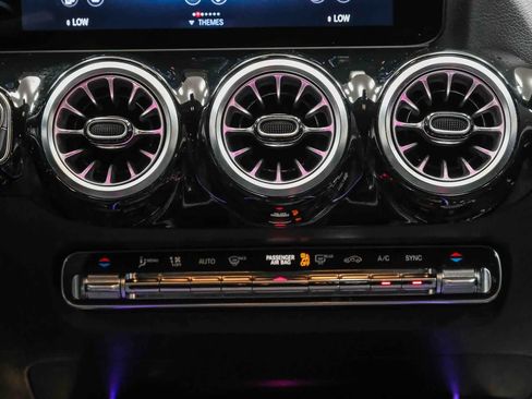Certified 2023 Mercedes-Benz GLA 35 AMG 4MATIC image 18