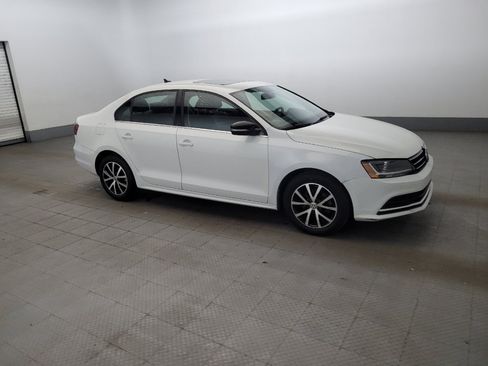 Used 2017 Volkswagen Jetta SE FWD image 11