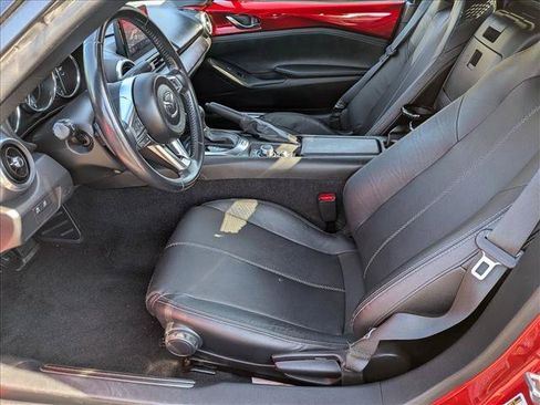 Used 2020 MAZDA MX-5 Miata Grand Touring RWD image 16